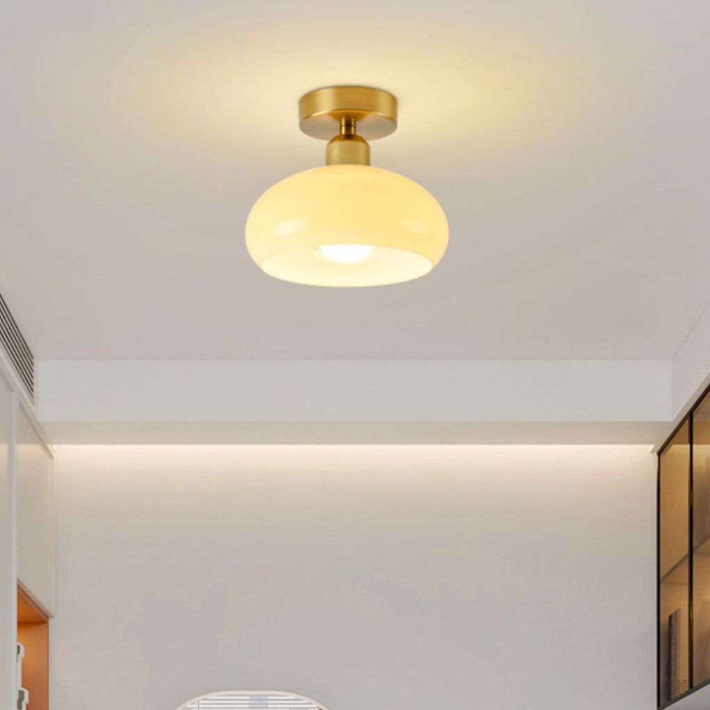 Moderne Einfachheit Runde Hardware Glas 1-Licht Semi-Flush Mount Deckenleuchte für das Schlafzimmer 