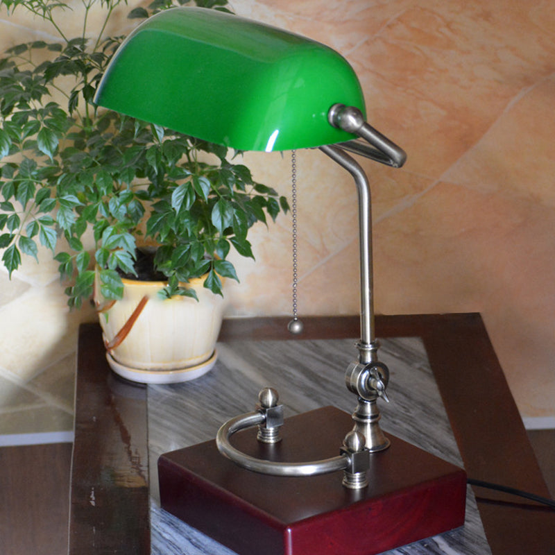 Lampe de table 1 lumière en fer avec abat-jour carré vert vintage traditionnel en verre et bois massif pour salon 