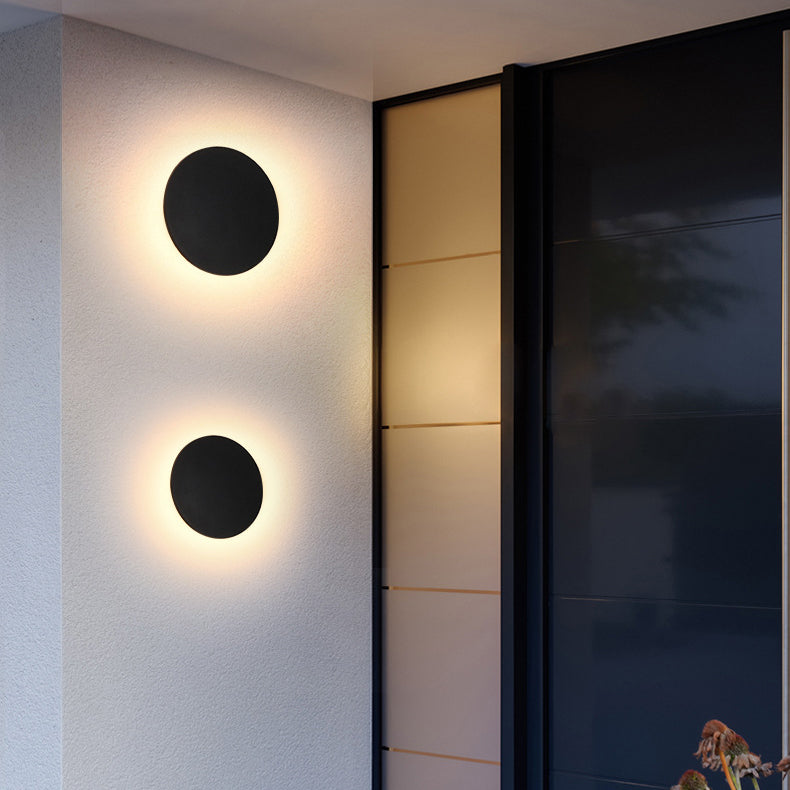 Applique murale LED en acrylique et aluminium rond minimaliste moderne pour patio extérieur 