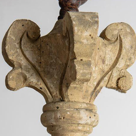 Candelabro redondo de hierro con 6 luces de estilo rústico de granja con madera envejecida para sala de estar 
