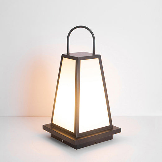 Modernes minimalistisches wasserdichtes Solar-Trapez-Hardware-Acryl-1-Licht-Landschaftslicht für den Garten 