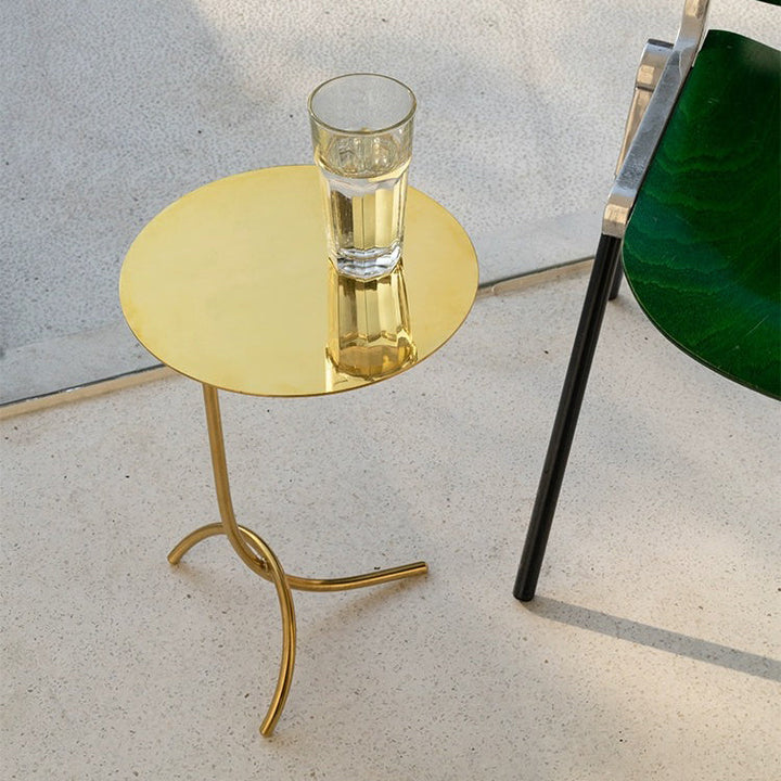 Table basse ronde minimaliste moderne en acier inoxydable en forme de J pour salon 