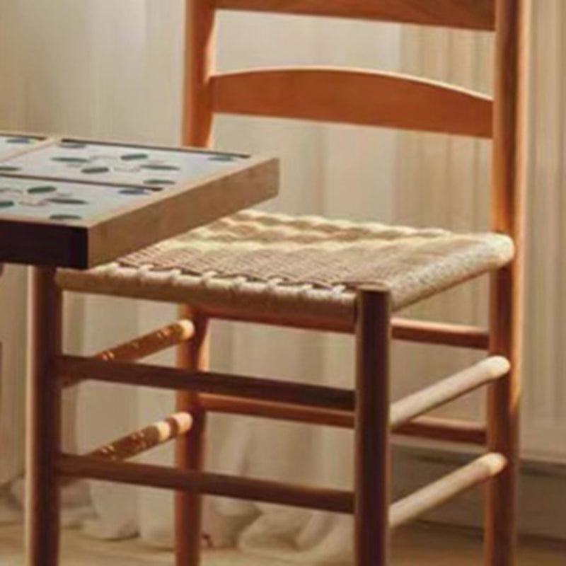 Chaise de salle à manger carrée en bois de caoutchouc tissé rétro contemporain avec dossier et repose-pieds en corde de papier kraft 