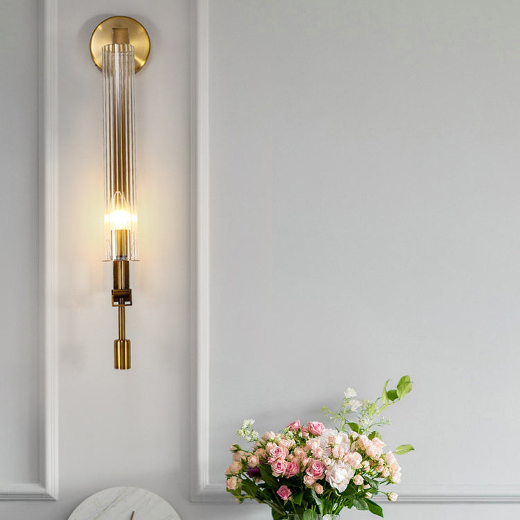 現代的なシンプルハードウェア リブ付きガラスコラム 1灯ウォールスコンスランプ リビングルーム用 
