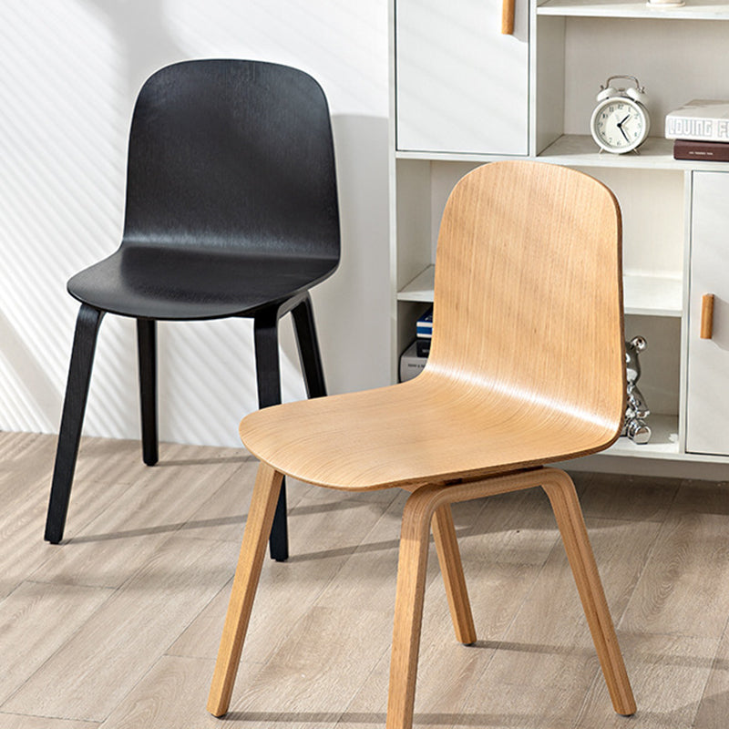 Chaise de salle à manger contemporaine nordique en bois massif avec dossier pour salle à manger 