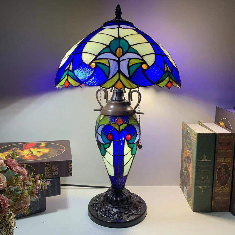 Tiffany Exquisite European Style Stained Glass 3-Light Table Lamp