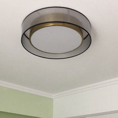 Zeitgenössische nordische Eisen-Messing-Acryl-runde LED-Unterputz-Deckenleuchte für Wohnzimmer 