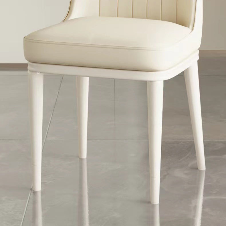 Moderner minimalistischer quadratischer rechteckiger PU-Leder-Kohlenstoffstahl-Esszimmerstuhl mit Rückenlehne für das Esszimmer 
