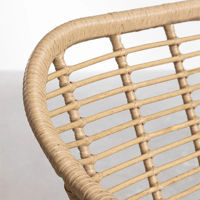 Chaise à dossier et accoudoirs en rotin tissé traditionnel avec base en fer pour terrasse extérieure 