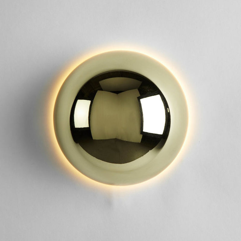 Aplique de pared LED de metal en semicírculo de meteorito de simplicidad moderna para dormitorio 