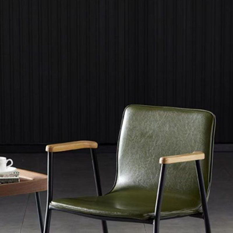 Chaise de salle à manger contemporaine en cuir rembourré avec accoudoir et dossier en bois pour salle à manger 