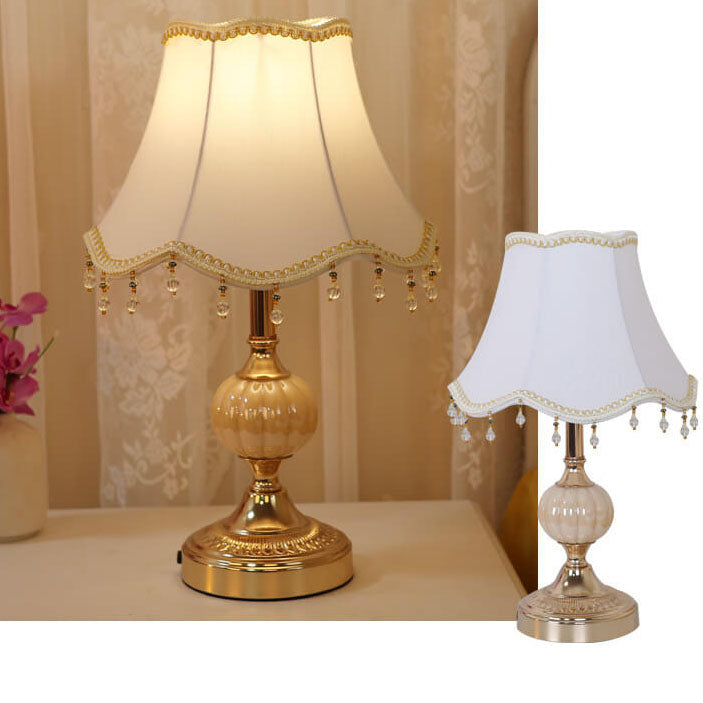 Traditional Vintage Fabric Floral Glass Hardware Plating 1-Light Table Lamp for Bedroom