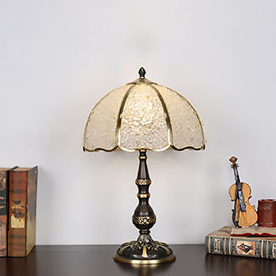 Moderne Luxus-Halbkugel-Schirm Tischlampe aus Vollkupfer mit Kristall und 1 Licht für das Schlafzimmer 