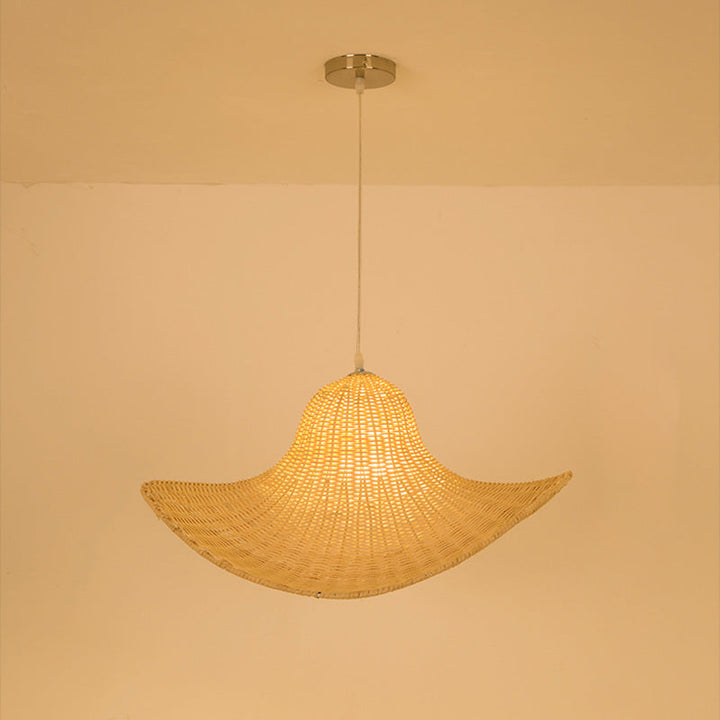 Zeitgenössische kreative Rattan weben Eisen Hut 1-Licht Pendelleuchte für Esszimmer 