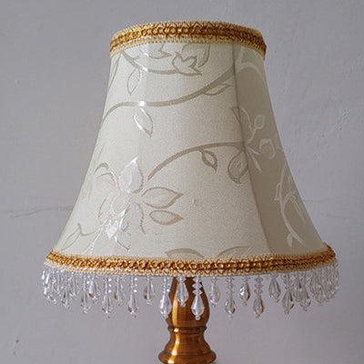 Traditionelle französische Stoff-Metall-Blumen-Zylinder-Fransenperle 1-flammige Tischlampe für Schlafzimmer 