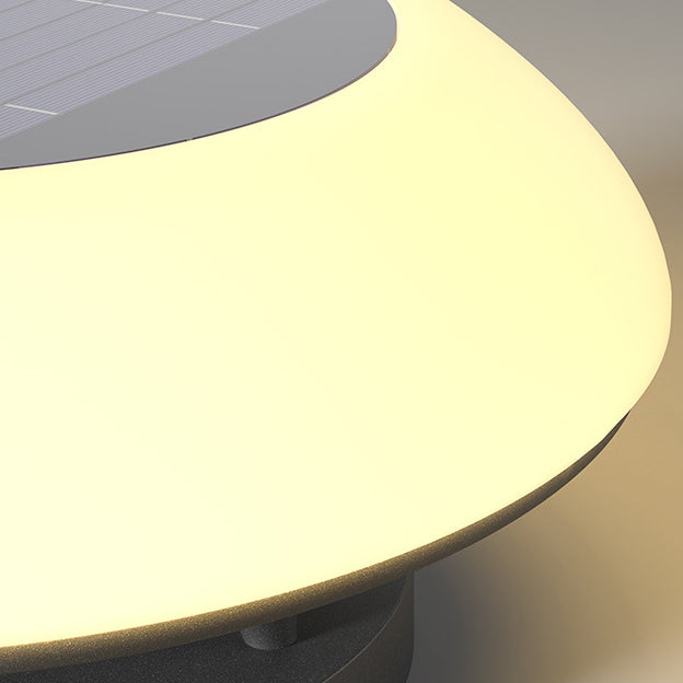 Simplicité moderne solaire étanche en acier inoxydable PE rond vaisseau spatial LED éclairage paysager lumière extérieure pour Patio extérieur 