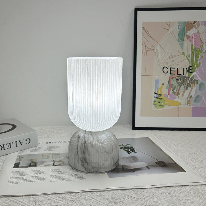 Lampe de table moderne minimaliste en verre cylindre avec entonnoir 1 lumière pour chambre 