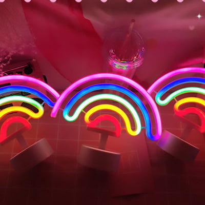 مصباح طاولة LED أكريليك بلاستيك يونيكورن قوس قزح إبداعي معاصر لغرفة النوم 