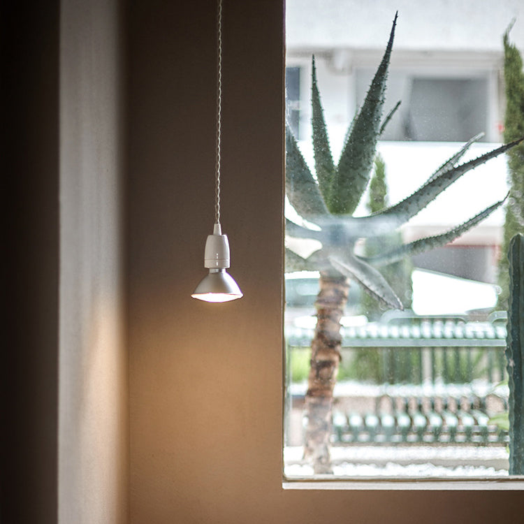 Contemporary Industrial Aluminum Cone Shade Ceramic Head 1-Light Pendant Light For Living Room