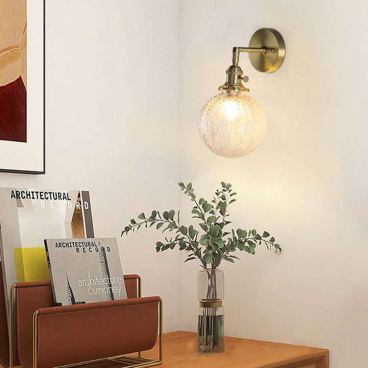 Lámpara de Aplique de Pared de 1 Luz con Cilindro de Flores Tradicionales Francesas y Bola de Cobre y Vidrio para la Mesita de Noche 