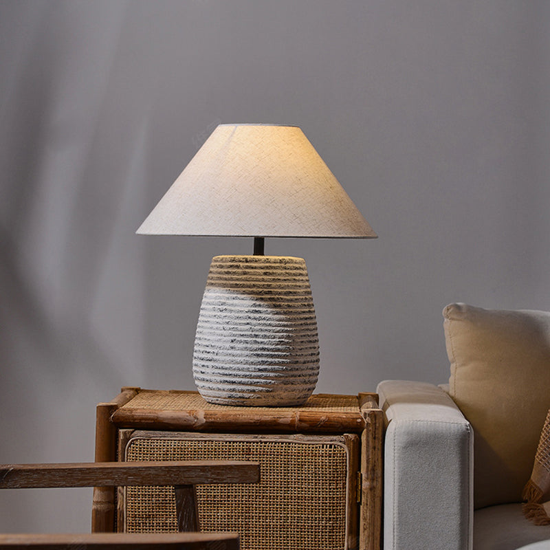 Modern Vintage Ceramic Jar Linen Fabric Handmade 1-Light Table Lamp For Living Room