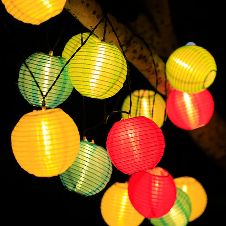 Moderne Art Deco Solar Wasserdichte Stoff Laterne Ball LED String Lichter Outdoor Landschaft Lichter Für Außen Terrasse