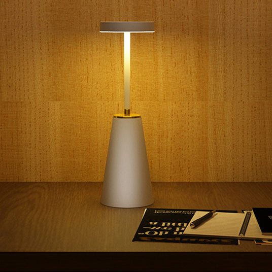 Moderne minimalistische zylindrische PC Eisen LED Tischlampe für Wohnzimmer 