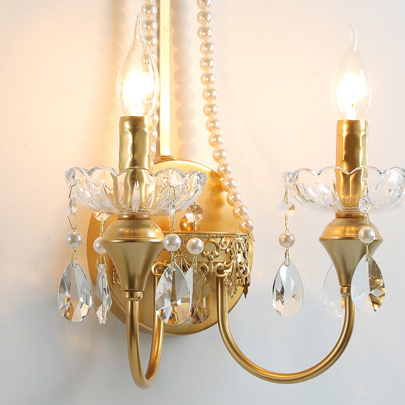 Zeitgenössische Luxus Eisen Kristall Perle Teardrop Anhänger Kerzenhalter 2-Licht Wandleuchte Lampe für Wohnzimmer 