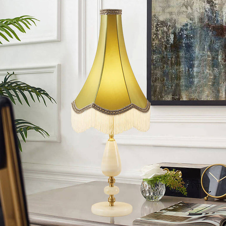 Modern Light Luxury Fabric Fringed Horn 1-Light Table Lamp