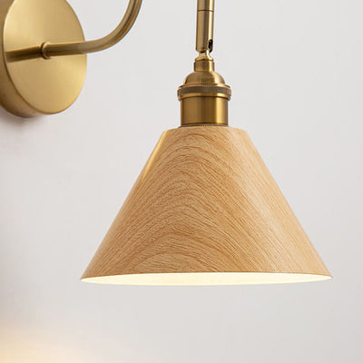 European Classical Iron Gold-Finished Frame Wood Grain 1-Light Wall Sconce Lamp