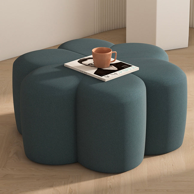 Tabouret en velours en forme de fleur de prunier nordique contemporain pour salon 
