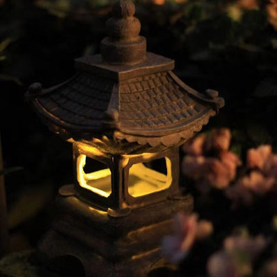 Retro Decorative Solar Tower Resin LED Outdoor Landscape Lighting