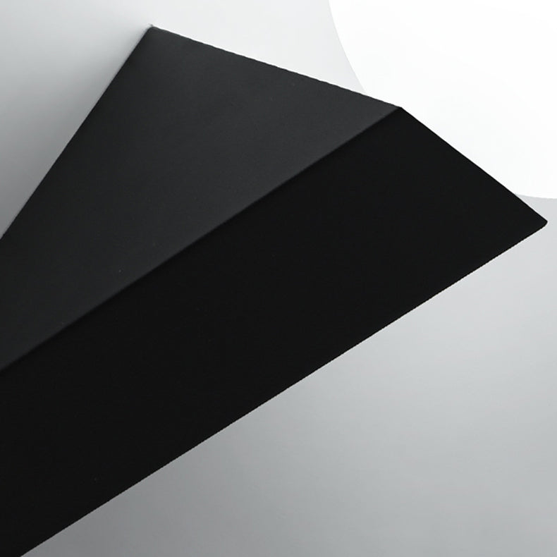 Moderne minimalistische Dreieck Orb Eisen Kunststoff 1-Licht Wandleuchte Lampe für Wohnzimmer 
