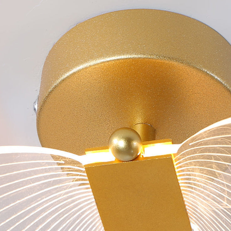 Lámpara de pared LED de hierro acrílico en forma de mariposa creativa contemporánea para dormitorio 
