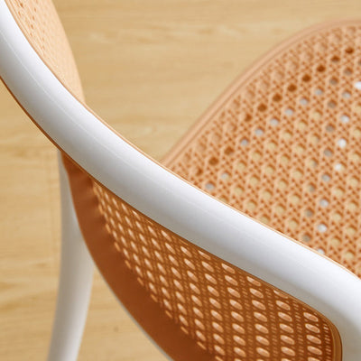 Silla de comedor de plástico de ratán cuadrada minimalista moderna para comedor 