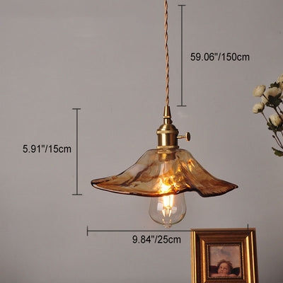 Zeitgenössische Retro Messing geometrische quadratische Bernstein Glas Schatten 1-Licht Pendelleuchte für Wohnzimmer