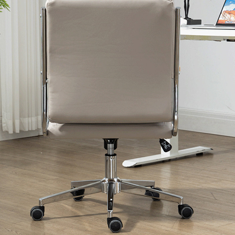 Moderner minimalistischer quadratischer gepolsterter PU-Leder-Schreibtischstuhl aus Edelstahl mit Rückenlehne und Armlehne für das Home Office 