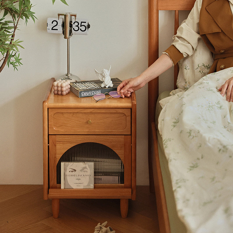 Table de nuit cube en bois massif rétro contemporain avec 1 tiroir pour chambre à coucher 