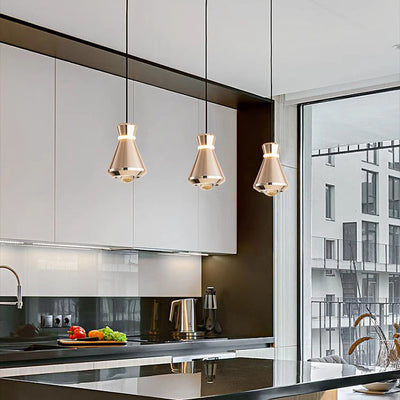 Zeitgenössische nordische konische Aluminium-Acryl-LED-Pendelleuchte für Wohnzimmer 