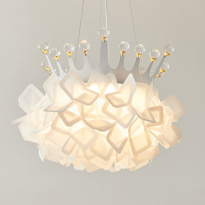Zeitgenössische kreative Hardware Crown Decor PVC Petal Shade LED Pendelleuchte für Wohnzimmer 