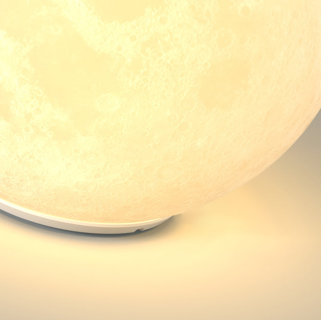 Zeitgenössische nordische wasserdichte Solar-Pendelleuchte aus PE-Harz mit rundem Mond-LED-Licht für Terrasse im Freien 