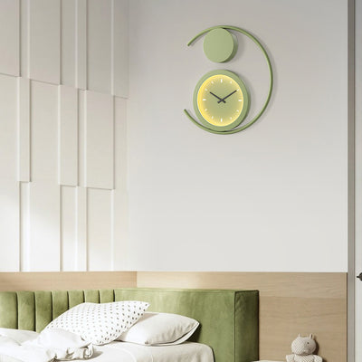 Horloge décorative ronde contemporaine créative en forme de cœur en fer acrylique LED applique murale pour chambre 