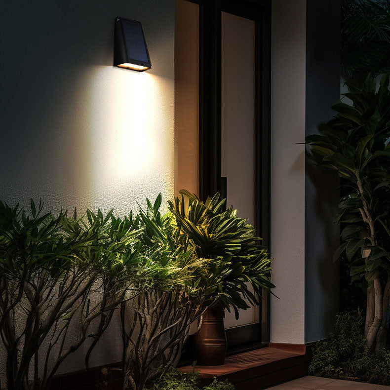 Moderne minimalistische rechteckige trapezförmige ABS PC LED Wandleuchte Solarlampe für Garten 