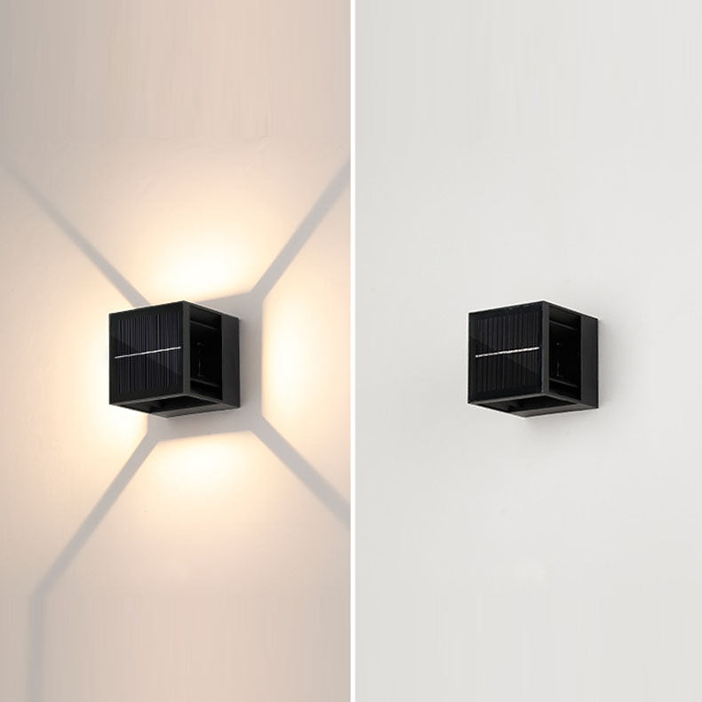Applique murale LED en aluminium à rayures carrées solaires modernes et minimalistes pour jardin 