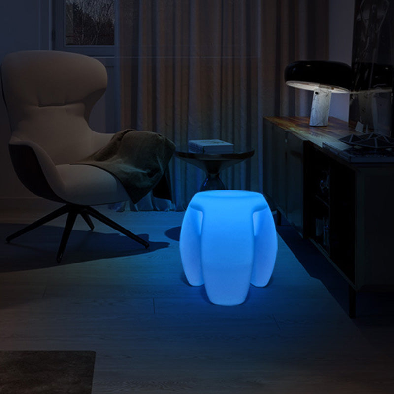 Moderner minimalistischer runder Kunststoff-LED-beleuchteter wasserdichter Barhocker für den Unterhaltungsraum 