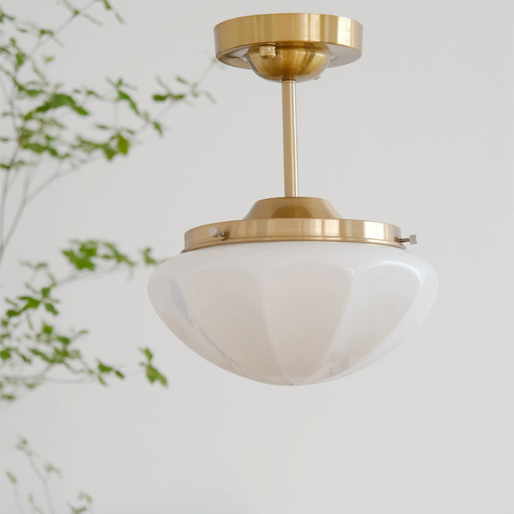 Suspension contemporaine scandinave ronde en fer et verre crème à 1 lumière pour salon 