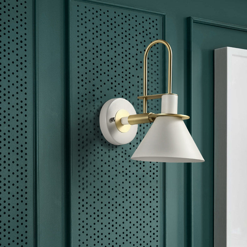 Moderne minimalistische Horn Eisen 1-Licht Wandleuchte Lampe für Wohnzimmer 