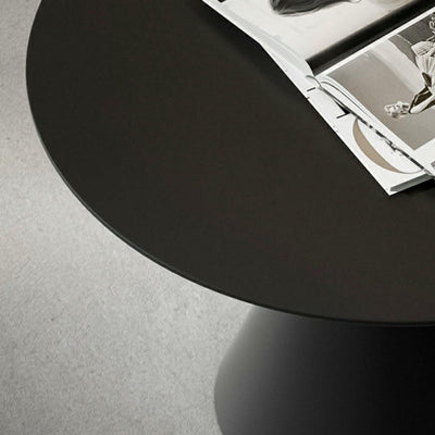 Moderner minimalistischer runder Kegel-Aluminium-Metall-Beistelltisch 1-stufig für das Wohnzimmer 