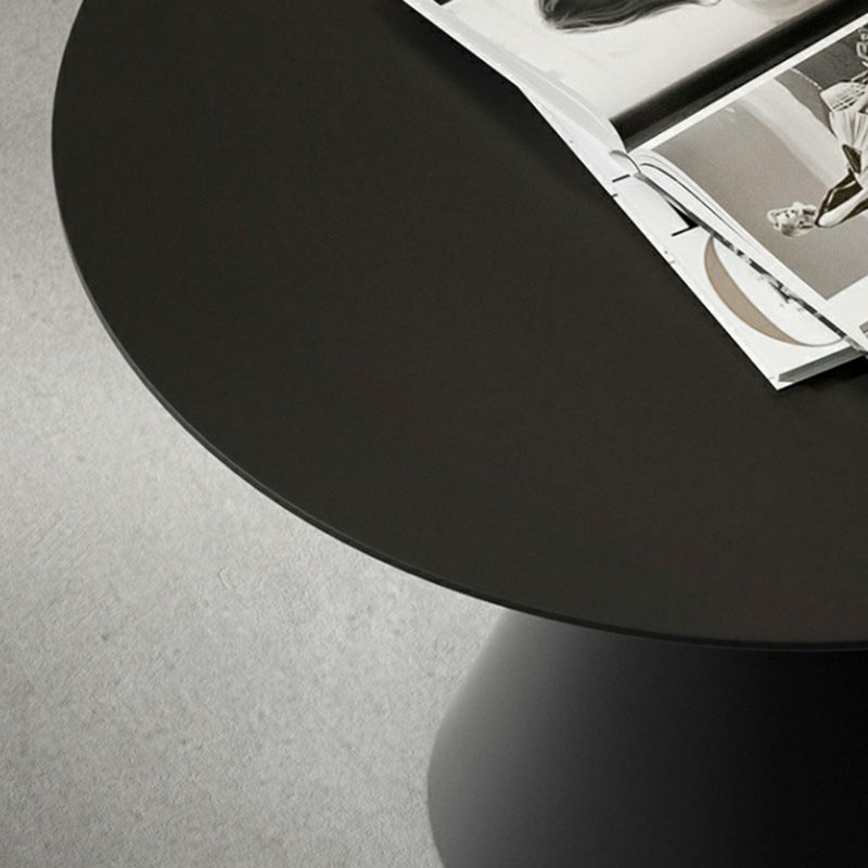 Moderner minimalistischer runder Kegel-Aluminium-Metall-Beistelltisch 1-stufig für das Wohnzimmer 