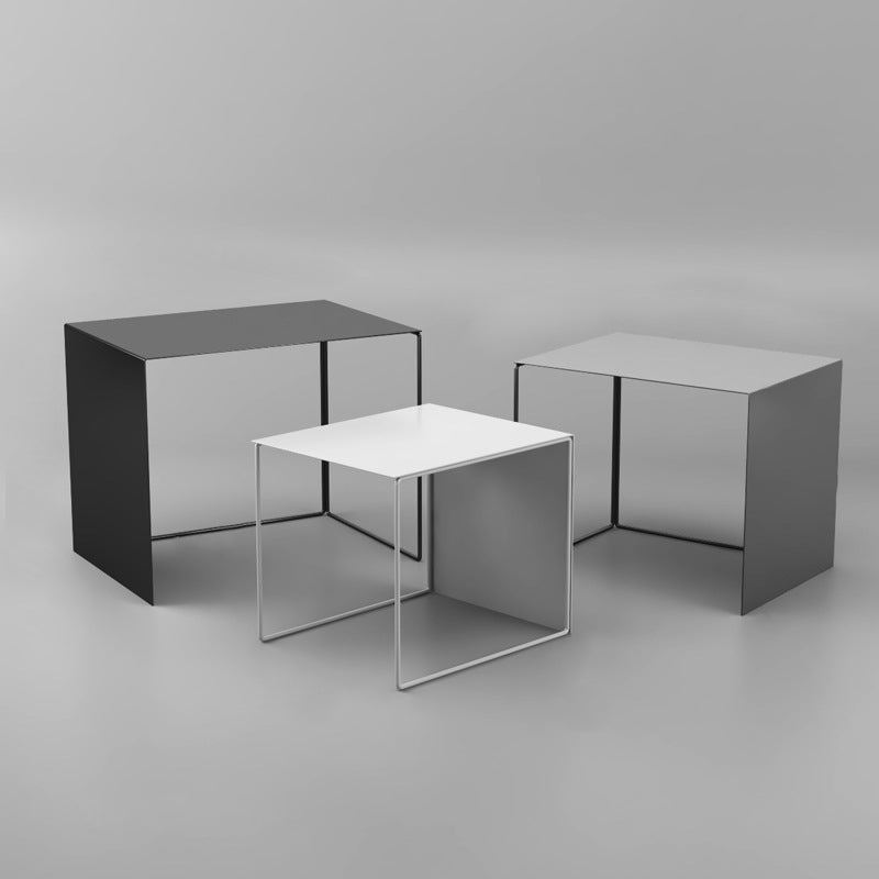 Moderner minimalistischer quadratischer Eisen-Beistelltisch zum Ineinanderstellen für das Wohnzimmer 